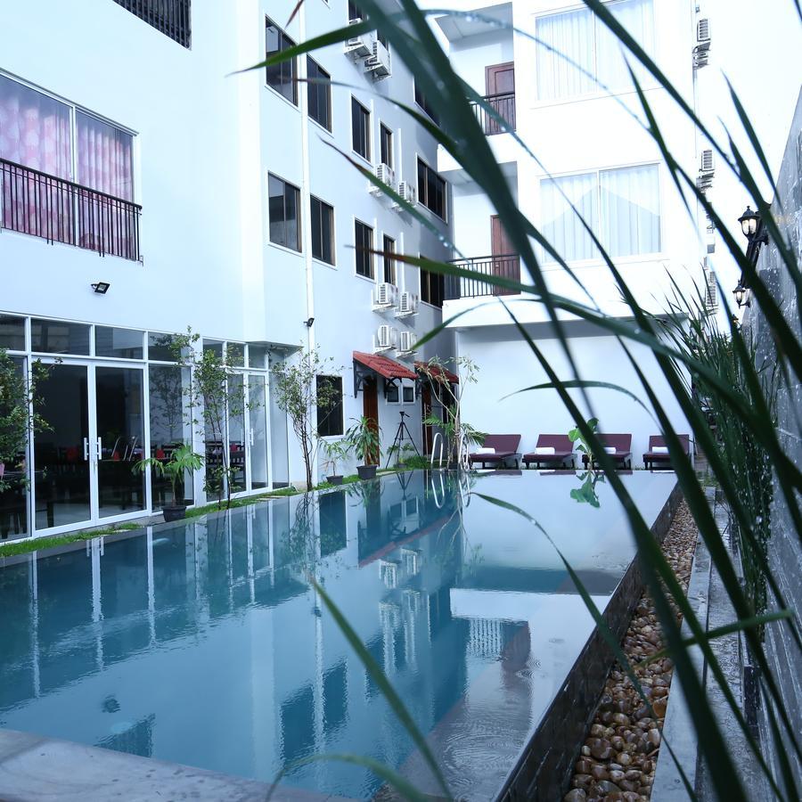סיאם ריפ Holy Angkor Deluxe Hotel מראה חיצוני תמונה